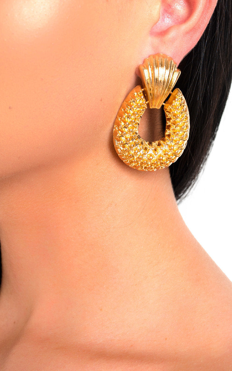 ikrush-darcey-pineapple-statement-drop-earrings-1538738724DSC-5682.jpg