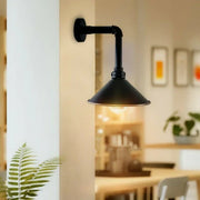 Wall_Light_b.webp