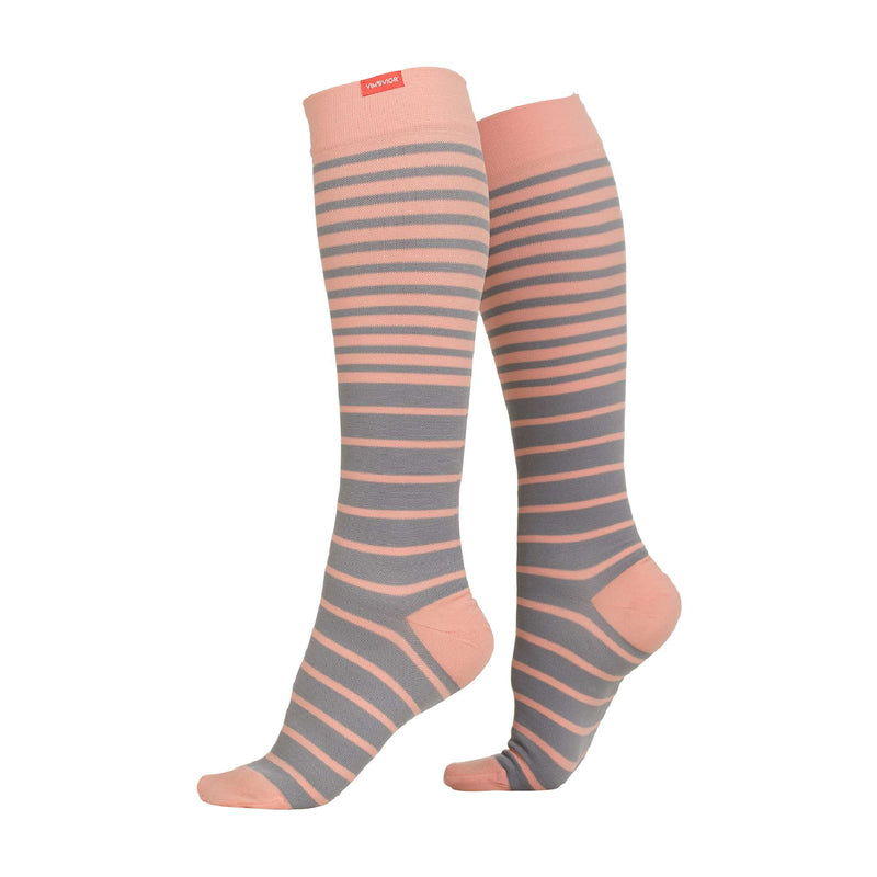1 Pack Wide Calf Nylon Graduated Compression Socks | 15-20 mmHg