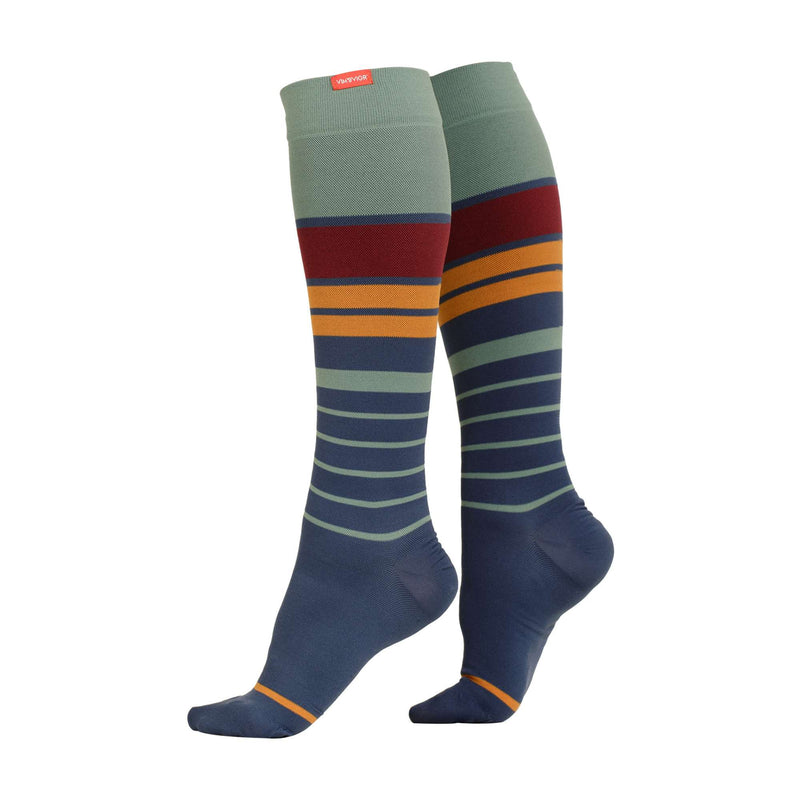1 Pack Wide Calf Nylon Graduated Compression Socks | 15-20 mmHg