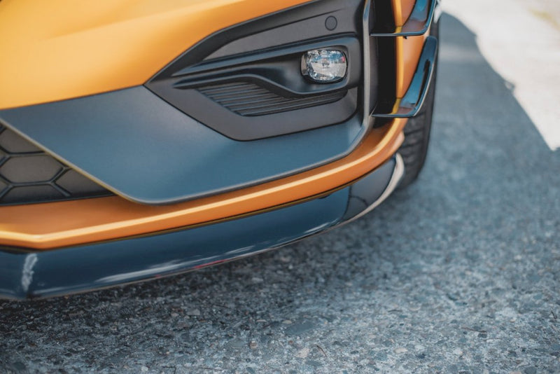 Maxton Design - FRONT SPLITTER V.8 FORD FOCUS ST / ST-LINE MK4