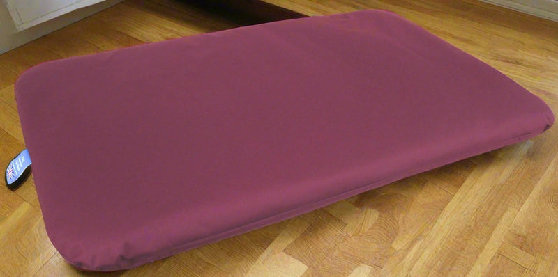 P&L Country Dog Heavy Duty Waterproof Duvet Dog Beds.