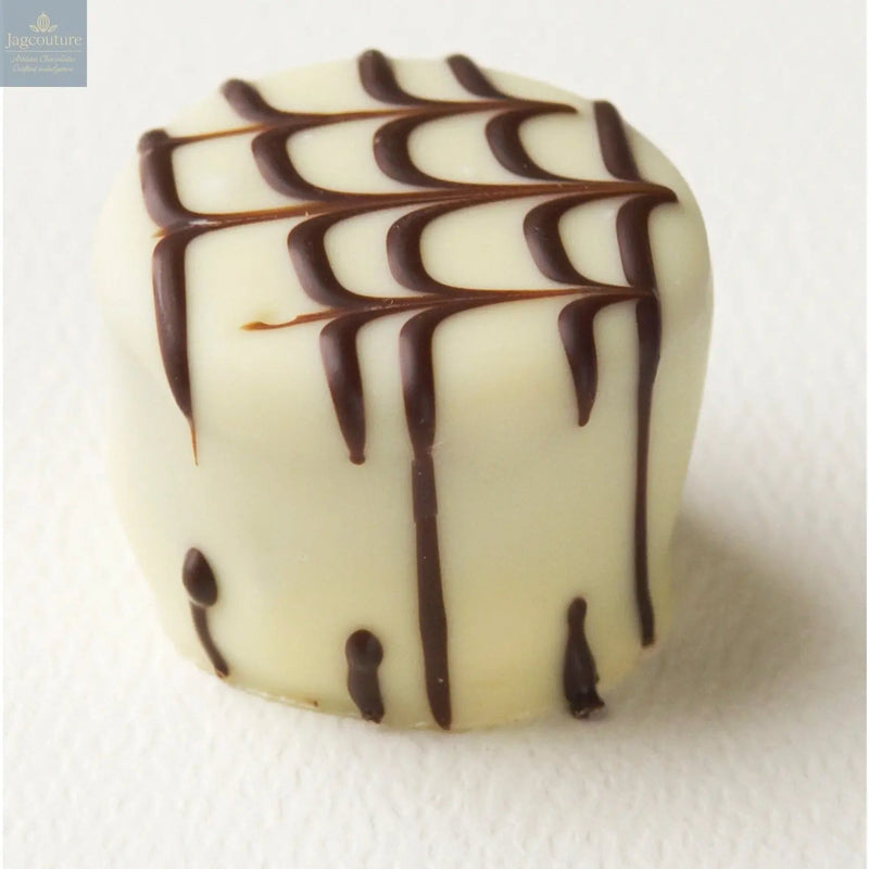 Zebra - hazelnut praline with mocha in white chocolate 21.6g