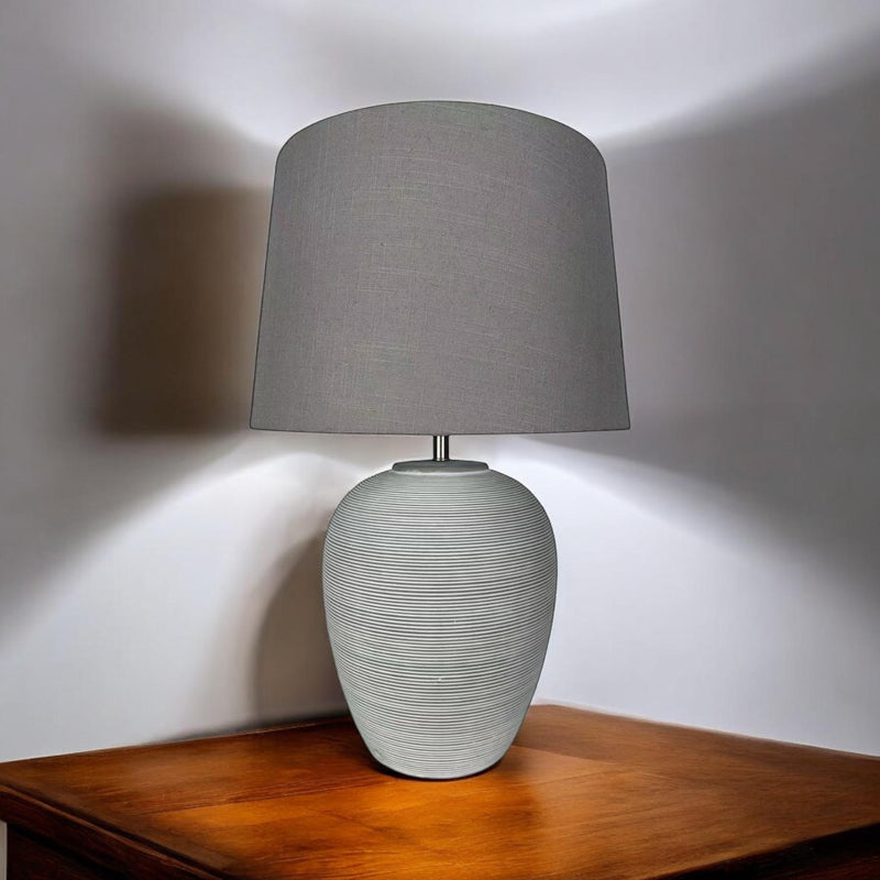32CM LAMP AND SHADE