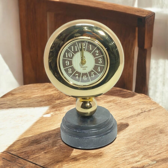 TABLE CLOCK