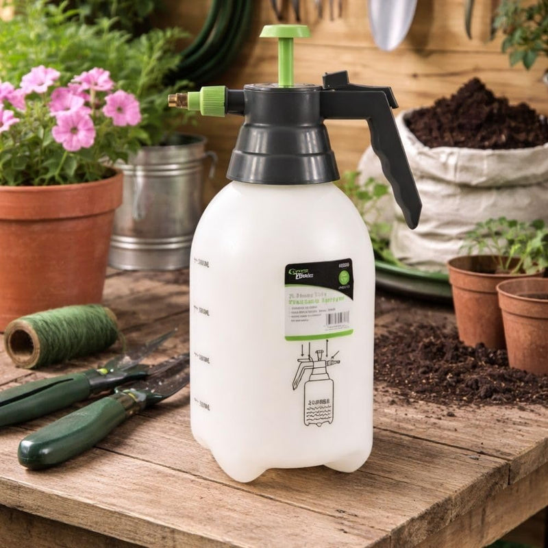 2L Pressure Sprayer with Adjustable Brass Nozzle