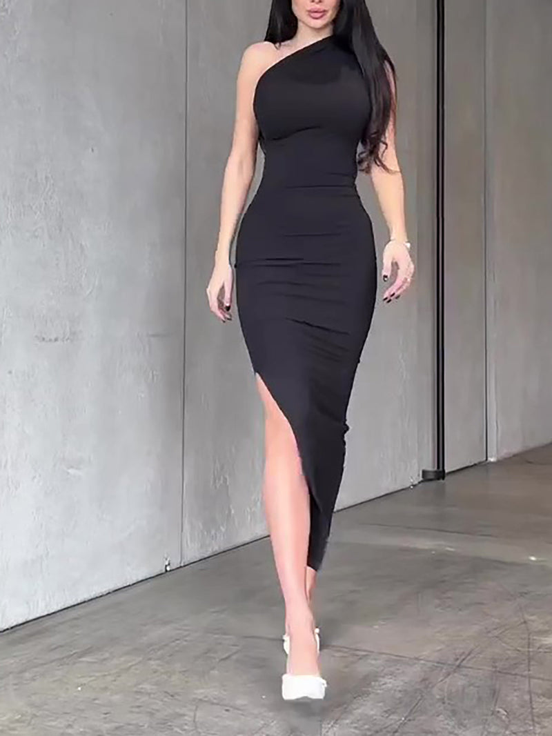 Solid Color One Shoulder Slit Dress