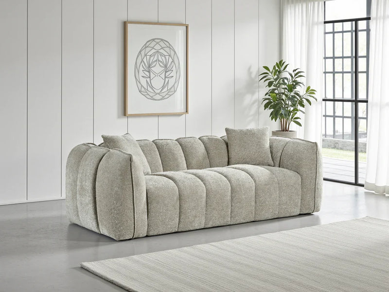 Luxurious Venice Velvet 3-Seater Sofa - Tufted Design, Deep Cushions
