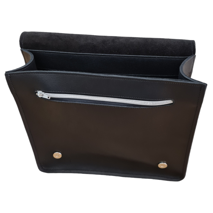 Soft Tannery Leather Messenger - Black