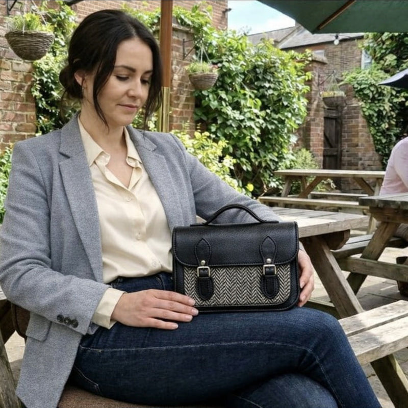 Midi Tannery & Tweed Satchel - Black