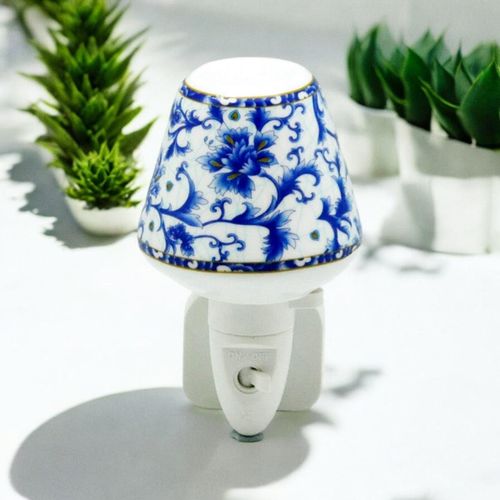 BLUE FLORAL NIGHTLIGHT - InStock