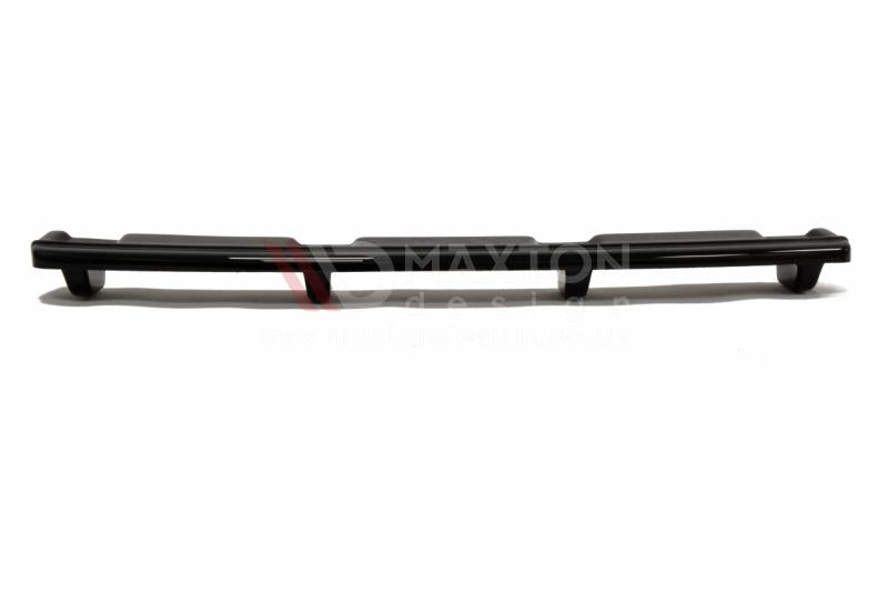 ** CLEARANCE ** Maxton Design - Central Rear Splitter (Vertical Bars) BMW 1 F20 / F21 (NO RETURN)