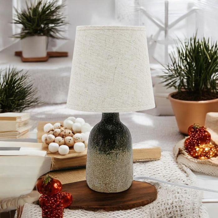 37CM RUSTIC LAMP AND SHADE