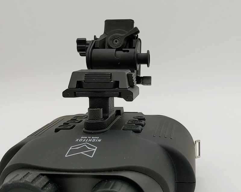 Nightfox Click Dovetail Helmet Adaptor for Nightfox Cape