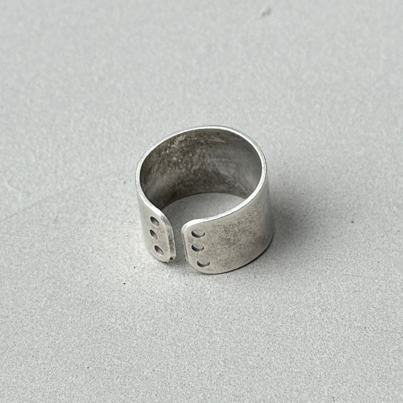 Circle Cutout Silver Band Ring