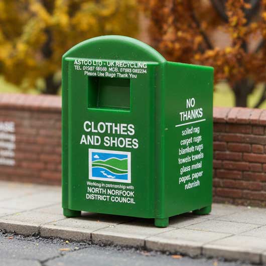 OO Scale Ready to Paint Clothes Recycling Bank