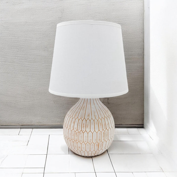 36X22X22CM TABLE LAMP 9" SHADE