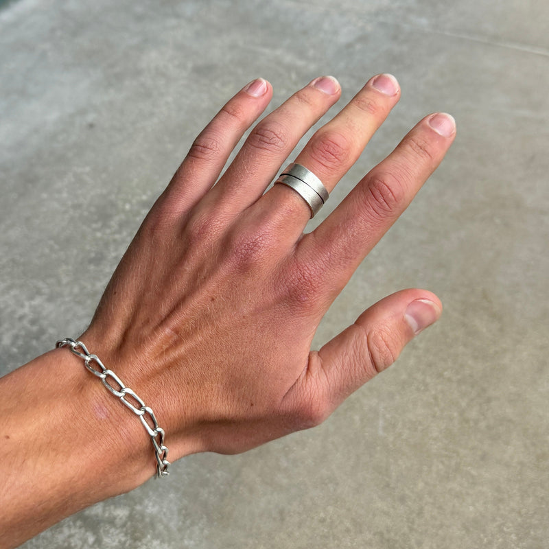 Cutout Silver Band Ring