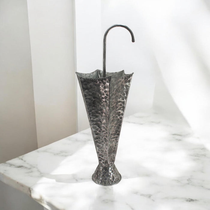 82CM METAL UMBRELLA STAND