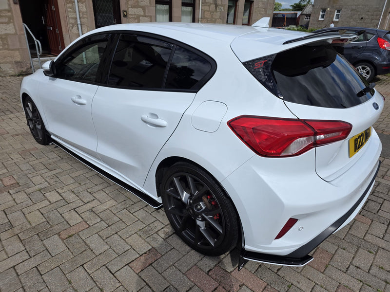 Ford Focus MK4 & MK4.5 (All Models) Rear Window Side Cover (Hex Design)