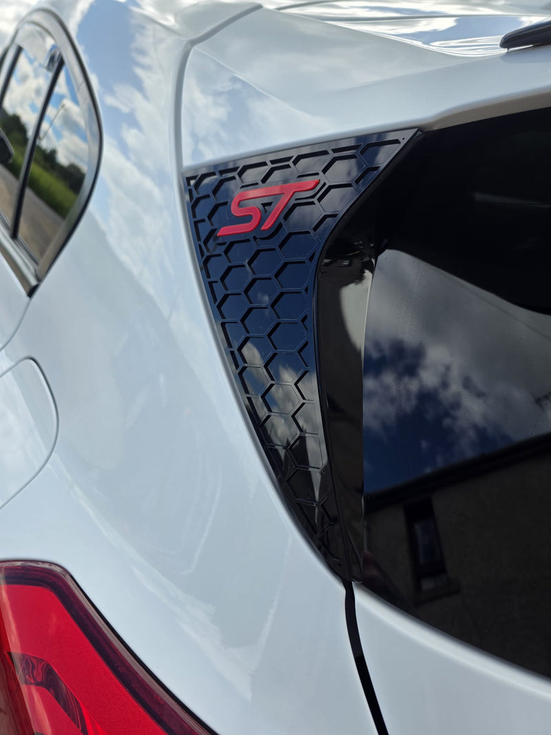 Ford Focus MK4 & MK4.5 (All Models) Rear Window Side Cover (Hex Design)