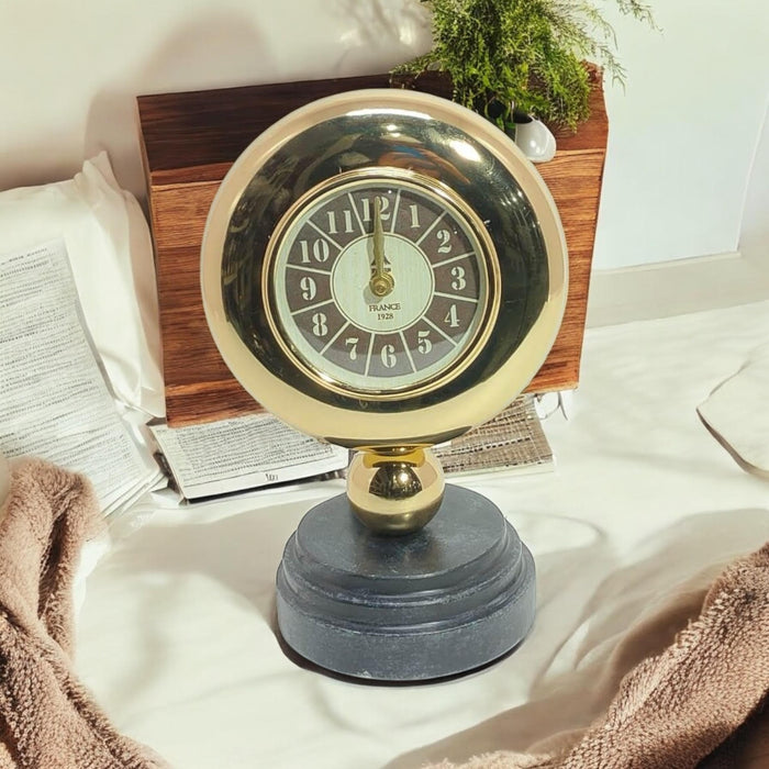 TABLE CLOCK