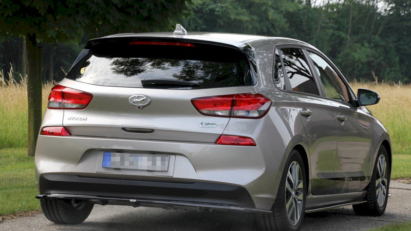 Maxton Design - CENTRAL REAR SPLITTER (VERTICAL BARS) HYUNDAI I30 MK3 HATCHBACK (2017-2020)