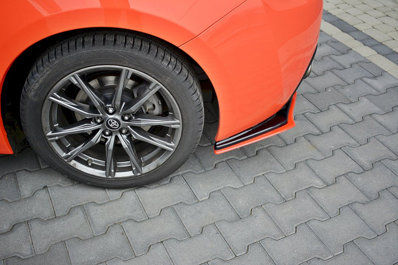 Maxton Design - REAR SIDE SPLITTERS (BLACK & RED) V.2 TOYOTA GT86 FACELIFT (2017-UP)