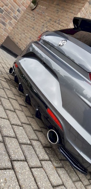 Maxton Design - REAR DIFFUSER VOLKSWAGEN SCIROCCO MK3 R FACELIFT (2014-2017)