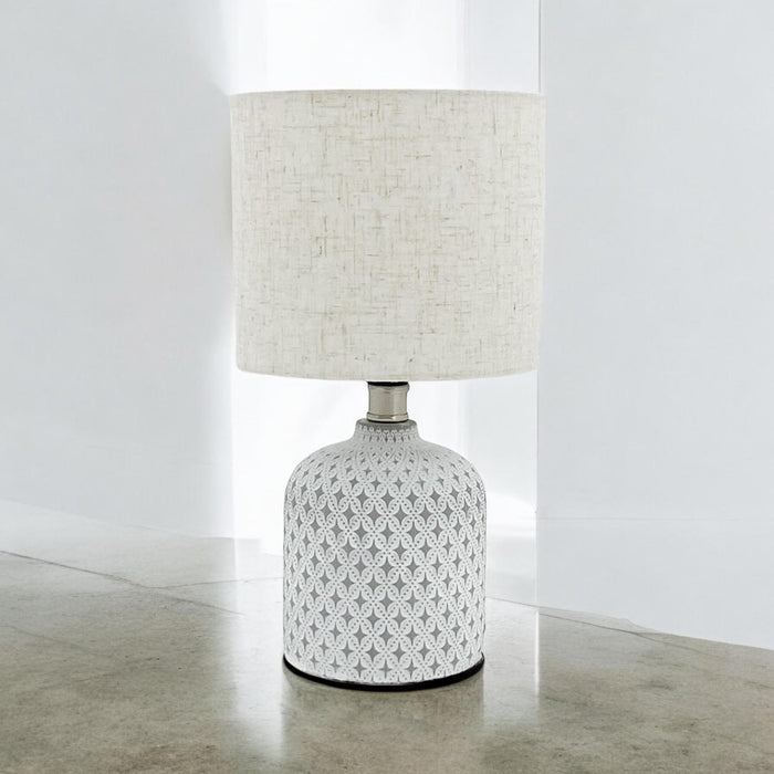 20CM TABLE LAMP AND SHADE