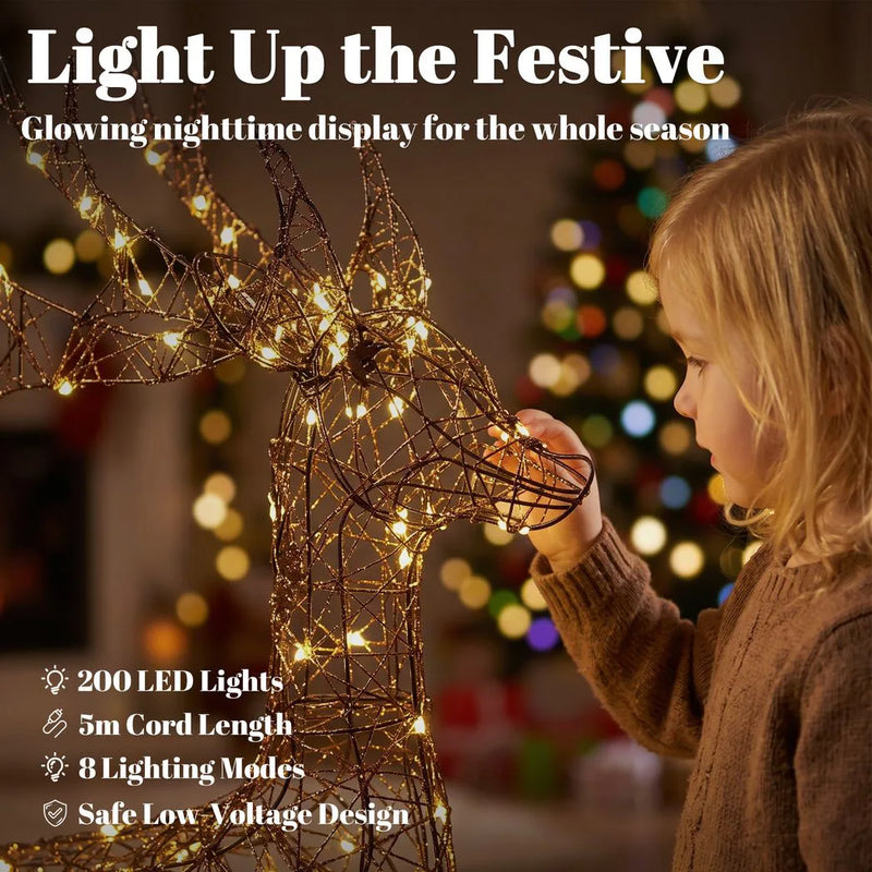 Outsunny 3-Piece Light Up Deer Family Set of 3, Lighted Reindeer Christmas Decorations Outdoor with 200 LED Lights, Brown