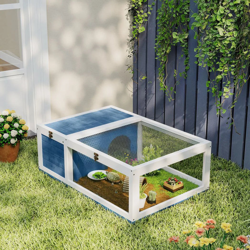 PawHut Tortoise House, Small Reptile Wooden House, with Mesh Roofs, Side Panels, for Turtles, Lizards, Geckos and Snakes