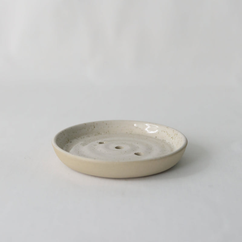Pepper White Classic Soap Dish