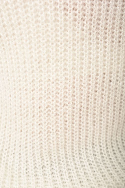 ikrush-alejandra-buttons-long-sleeves-chunky-knit-top-1730469466-DSC4189.jpg