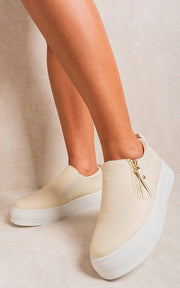 ikrush-andrea-zipper-decor-slip-on-trainers-1693391149-DSC3093.jpg