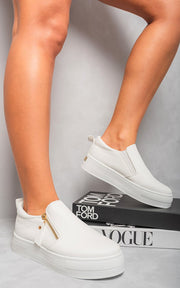 ikrush-andrea-zipper-decor-slip-on-trainers-1693577877-DSC3190.jpg