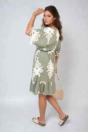 ikrush-aubrey-printed-v-neck-short-sleeve-midi-dress-with-tassel-detail-1712681970-DSC5334.png