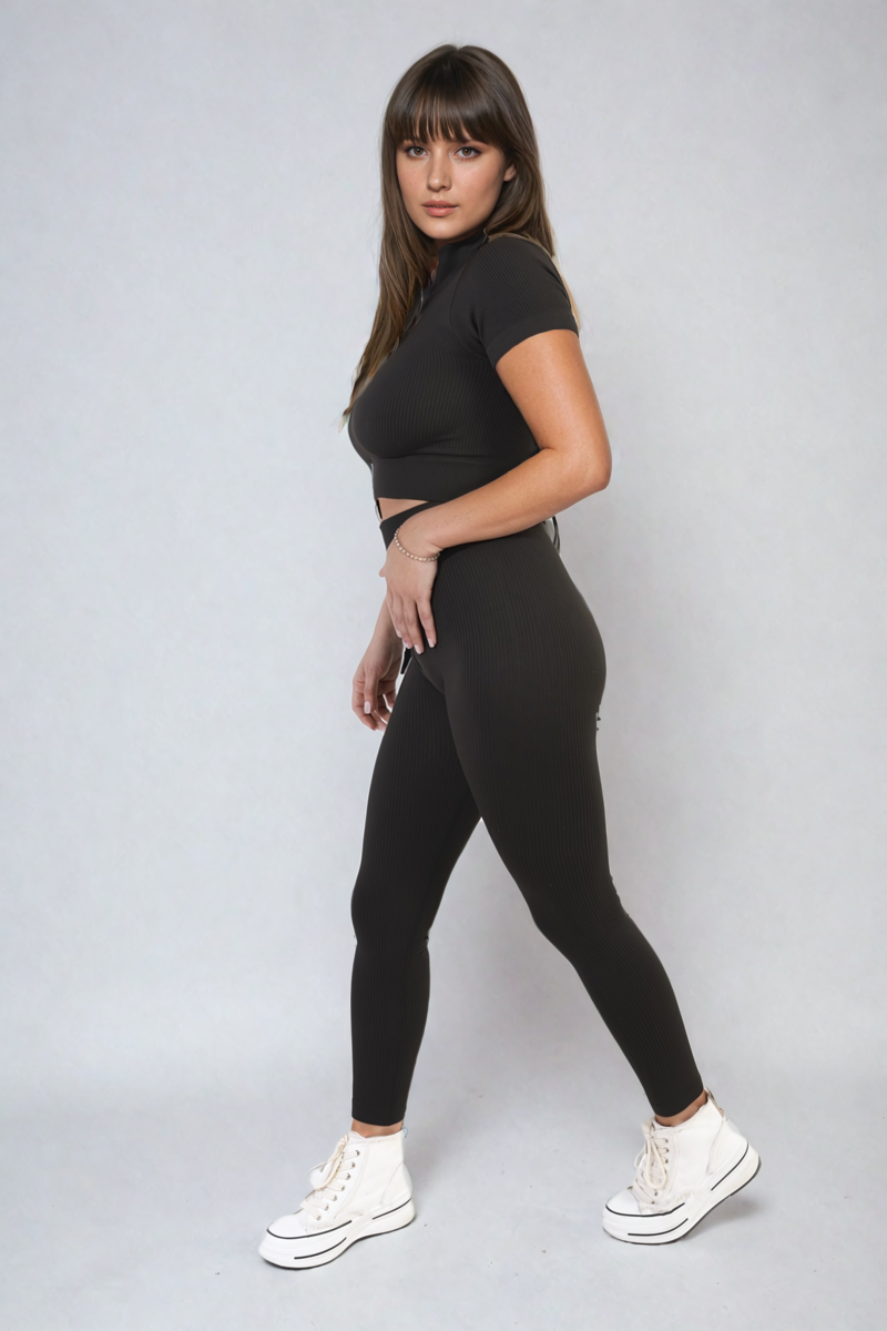 ikrush-ayah-ribbed-half-zip-crop-top-and-high-waist-leggings-co-ord-set-1720700015539185-2.png