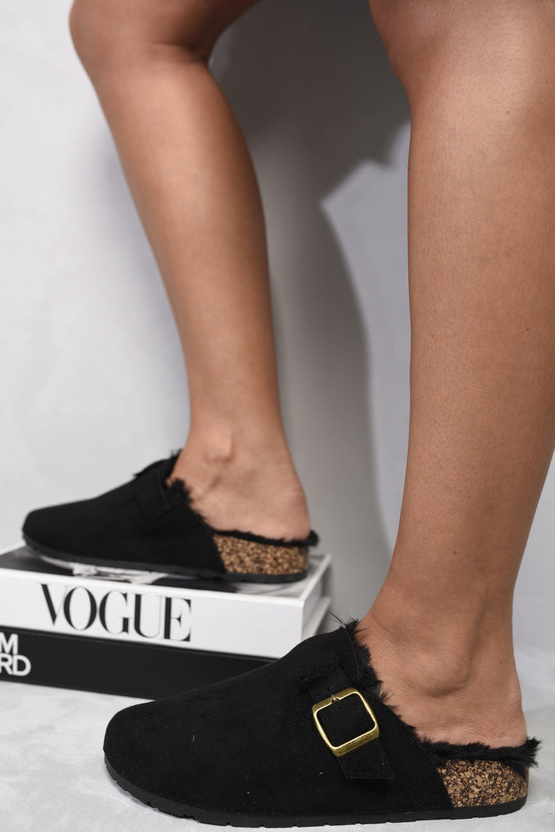 ikrush-camilla-suede-flip-flops-sandals-with-fur-1699028948-DSC7005.jpg