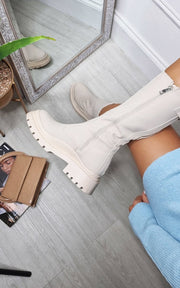 ikrush-cassie-faux-leather-chunky-platform-boots-1643991241529256-02.jpg