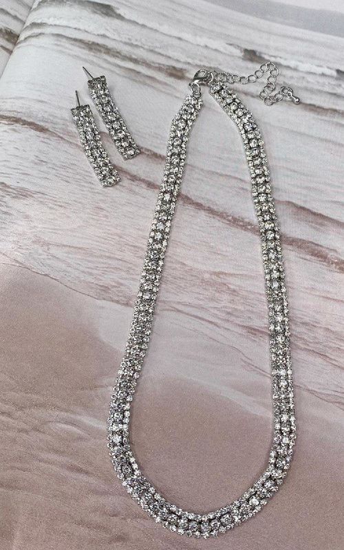 ikrush-efa-diamante-necklace-and-earrings-set-1658317333image-download.jpg