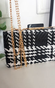 ikrush-emily-woven-box-clutch-with-long-strap-detail-163231972020210914-113848.jpg
