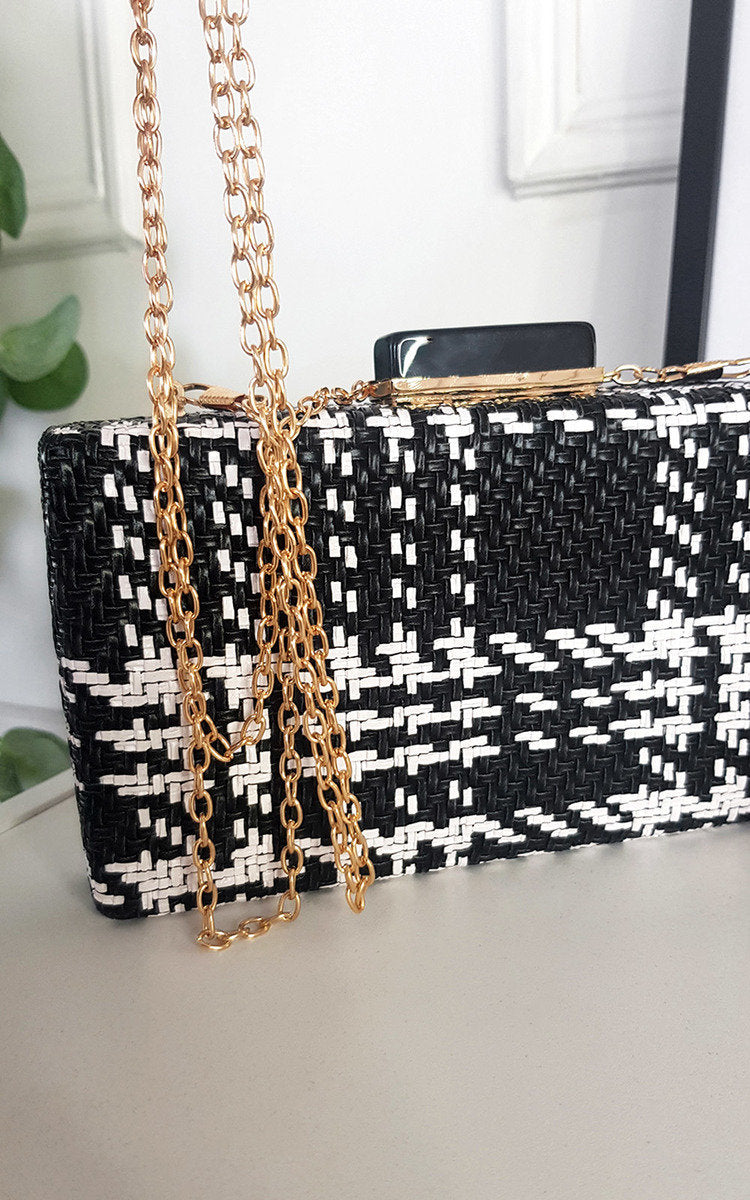ikrush-emily-woven-box-clutch-with-long-strap-detail-163231972020210914-113848.jpg
