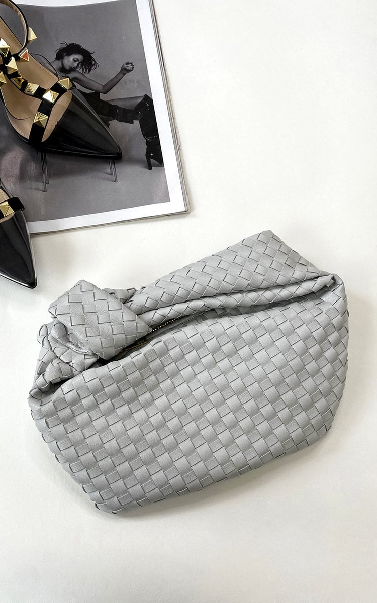 ikrush-jazlyn-faux-leather-quilted-handbag-1655221872IMG-6659.jpg