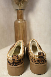 ikrush-kylie-aztec-detail-low-ankle-platform-kids-slipper-boots-1728750136-DSC4136.jpg