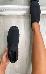 ikrush-lauren-lightweight-knitted-slip-on-trainers-1678984519IMG-2200.jpg