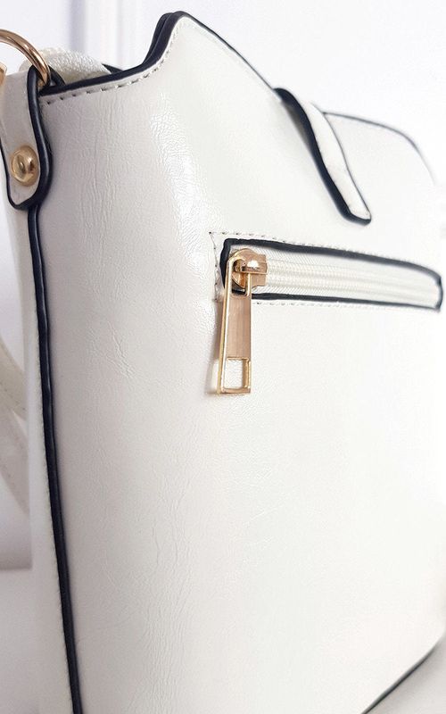 ikrush-lily-faux-leather-crossbody-bag-with-gold-detail-and-adjustable-strap-1631190931527728-2.jpg