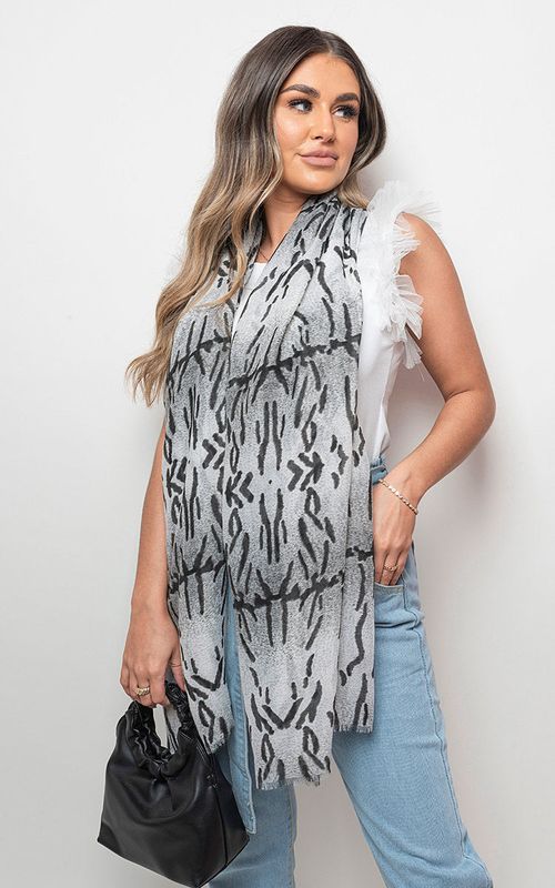 ikrush-maddison-printed-wrap-scarf-1684396290-DSC7337.jpg