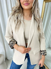 ikrush-mira-leopard-print-blazer-jacket-1730394282IMG-1360.jpg