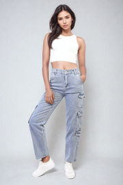 ikrush-regina-multi-flap-pockets-cargo-jeans-1711537323-DSC3848.png